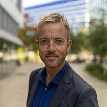 esben Larsen