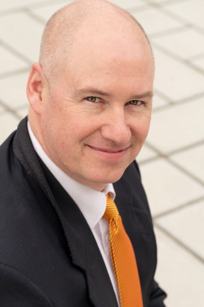 Steven Dobb